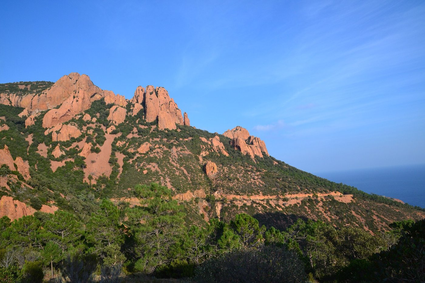 Les Roches Rouges